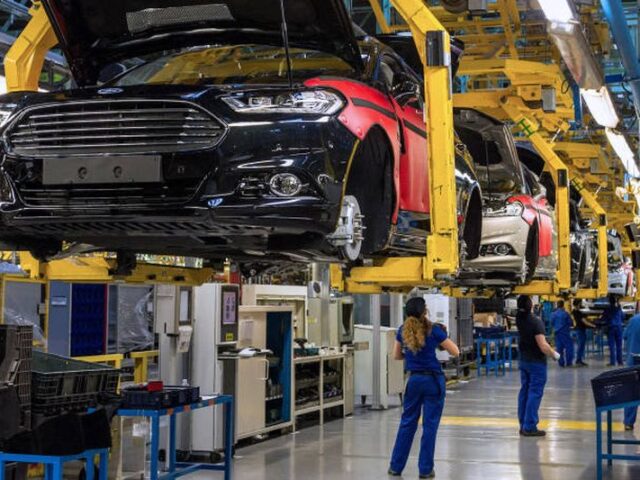 La producción de automóviles española aumenta un 12,2% en septiembre