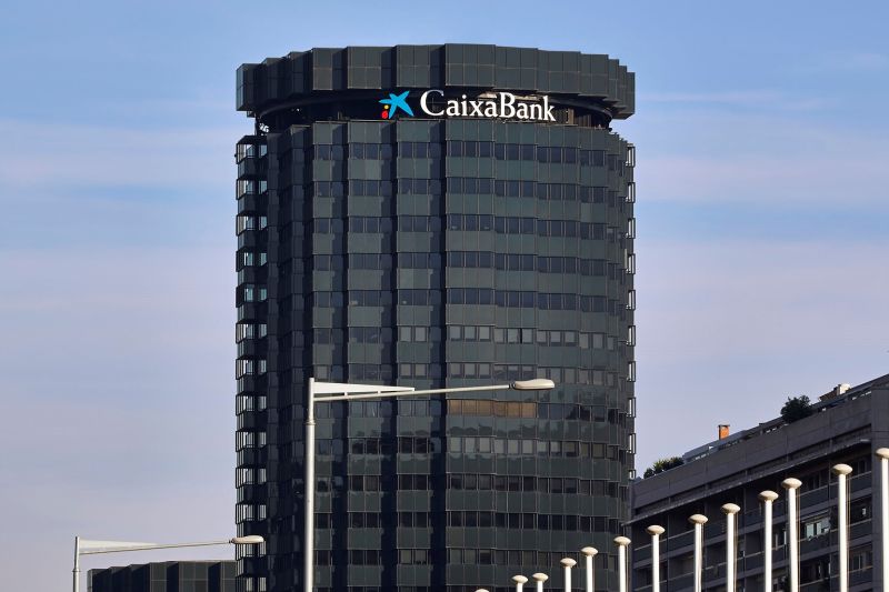 omt-reconoce-a-caixabank-por-su-apoyo-al-sector-turistico