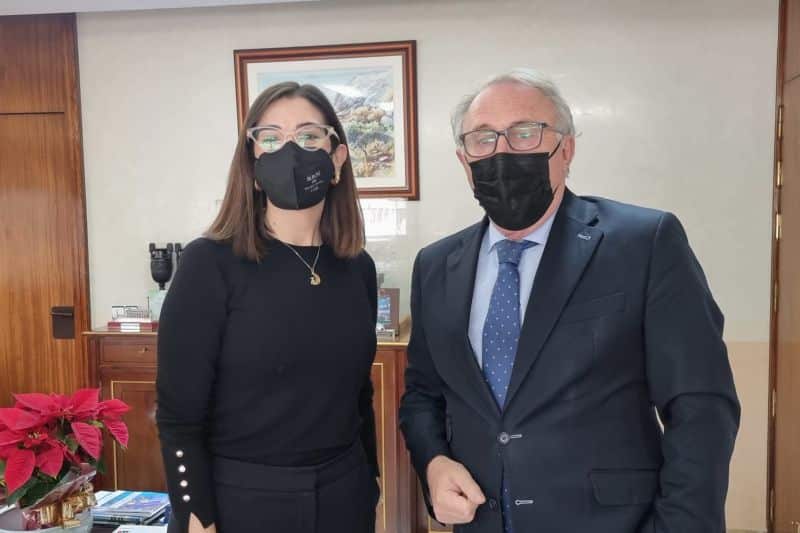apa-e-icex-impulsaran-la-exportacion-almeriense