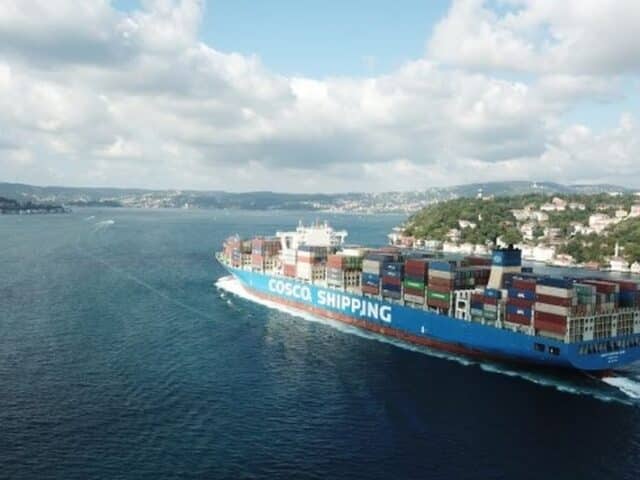 Cosco conecta Barcelona con Grecia y Turquía