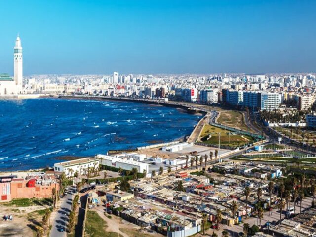 CaixaBank reafirma su compromiso con Marruecos