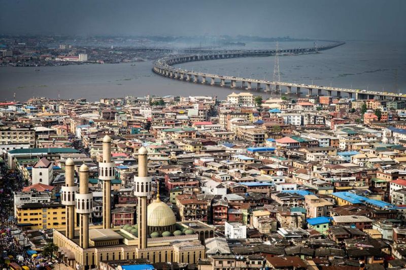 espana-fortalece-sus-relaciones-con-nigeria