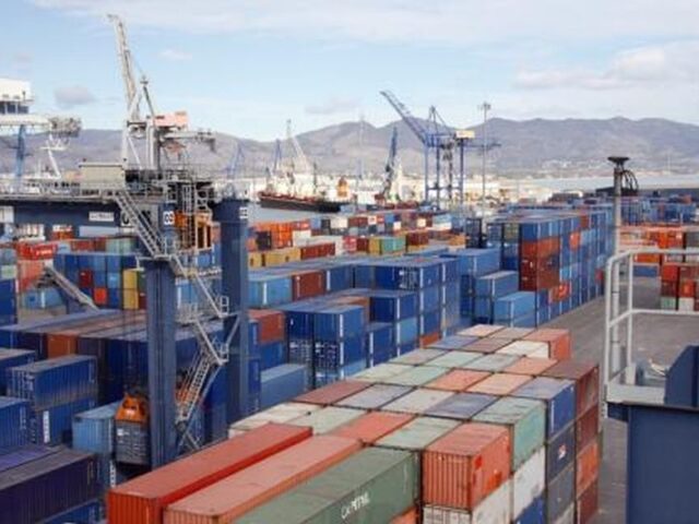 El tráfico de mercancías en los puertos arranca 2025 con 43 millones de toneladas