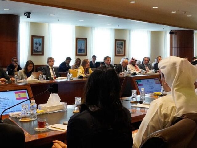 España y Kuwait refuerzan sus lazos económicos y comerciales