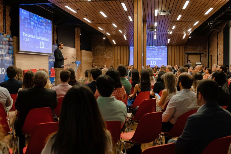 cesce-celebra-10-anos-del-informe-panorama