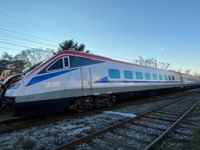 España colaborará en el desarrollo de las infraestructuras ferroviarias griegas