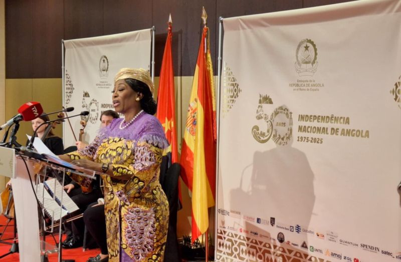 Angola-conmemoración-50-aniversario-de-su-independencia