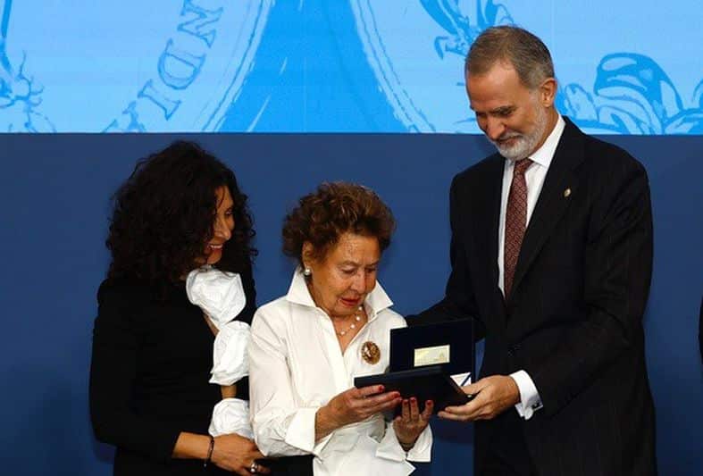 Premio Reino de España. María Teresa Rodríguez