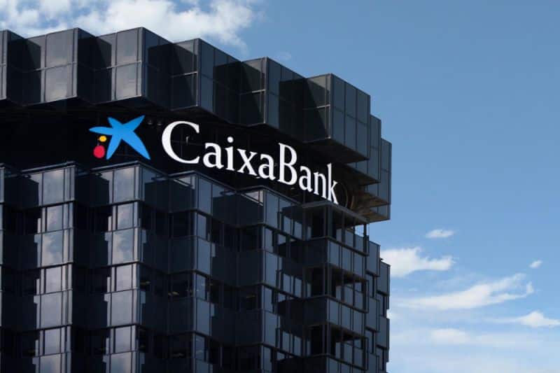 caixabank-lanza-su-oficina-de-inteligencia-artificial
