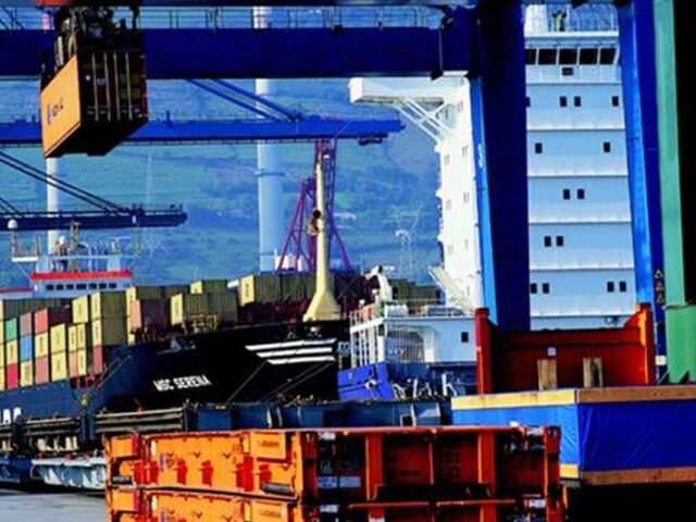 España mantiene el pulso exportador