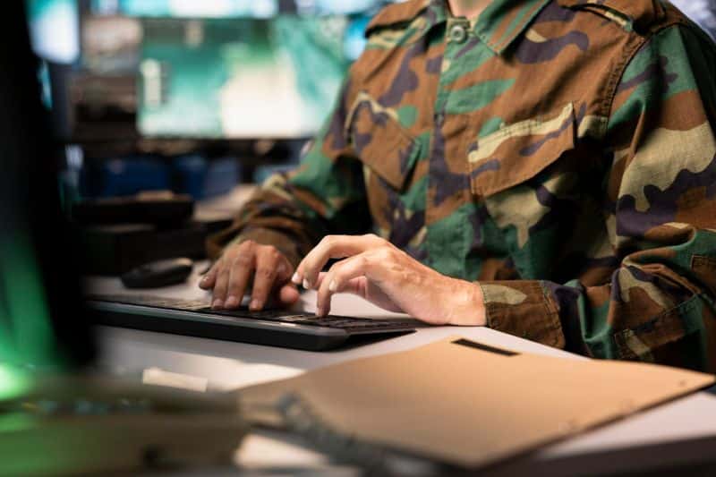 la-IA-convierte-los-ciberataques-eleva-la-alerta-en-seguridad