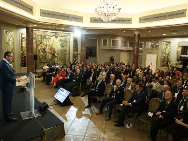 La presión internacional lastra la competitividad de la industria siderúrgica